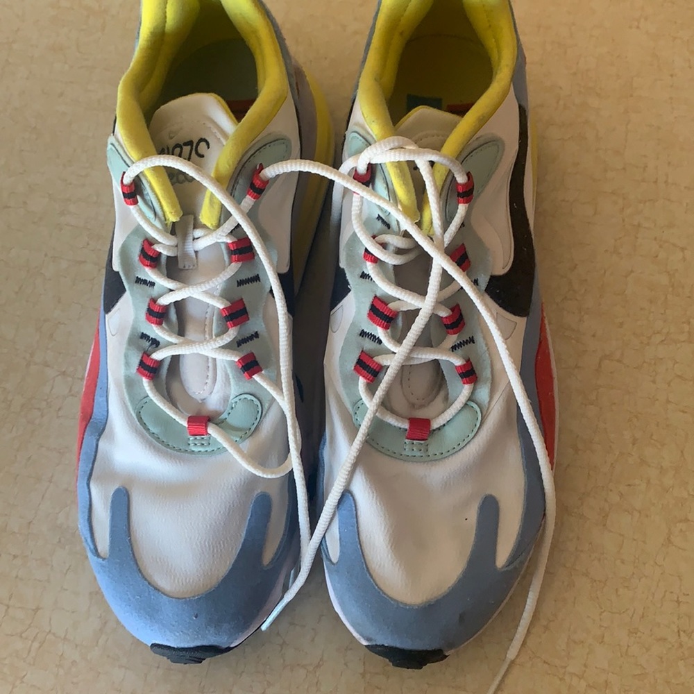 Nike Air React Bauhaus 270